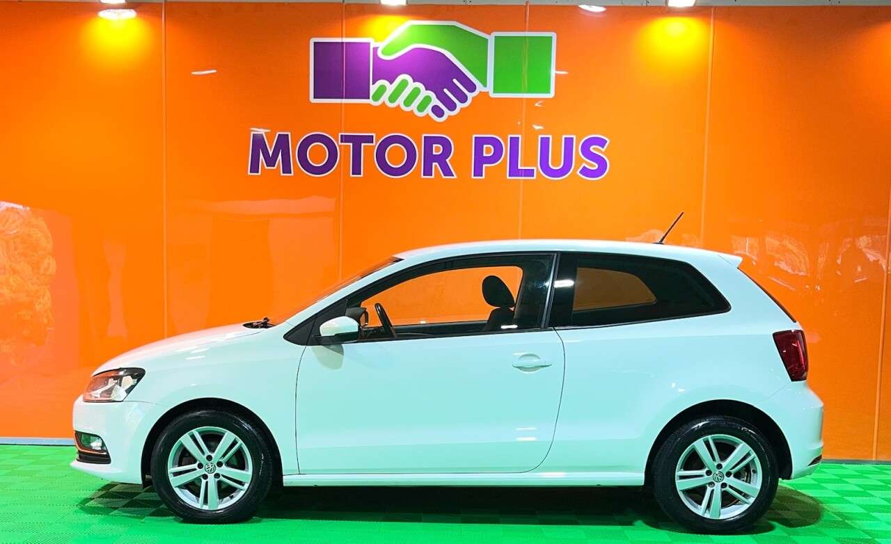 A 2017 VOLKSWAGEN POLO 1.2 TSI Match Edition Hatchback 3dr Petrol Manual Euro 6 (s/s) (90 ps) Visi A 2017 VOLKSWAGEN POLO 1.2 TSI Match Edition Hatchback 3dr Petrol Manual Euro 6 (s/s) (90 ps) Visi