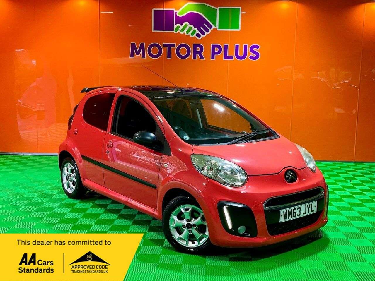 A 2014 CITROEN C1 1.0i Platinum Hatchback 5dr Petrol Manual Euro 5 (68 ps) Visit Over 400 Car A 2014 CITROEN C1 1.0i Platinum Hatchback 5dr Petrol Manual Euro 5 (68 ps) Visit Over 400 Car
