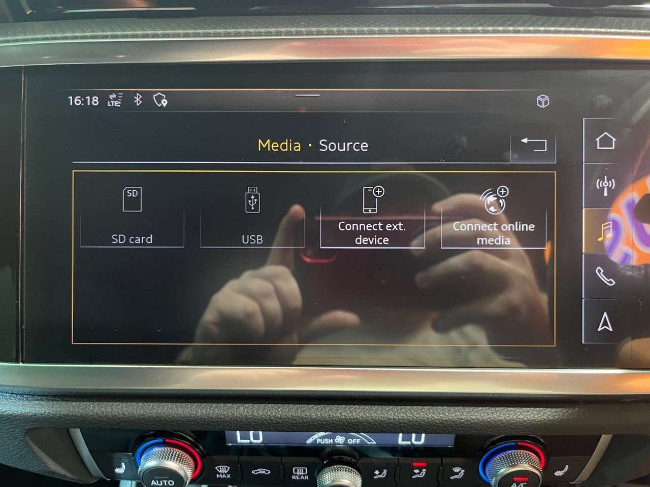 2020 AUDI Q3 2020 AUDI Q3