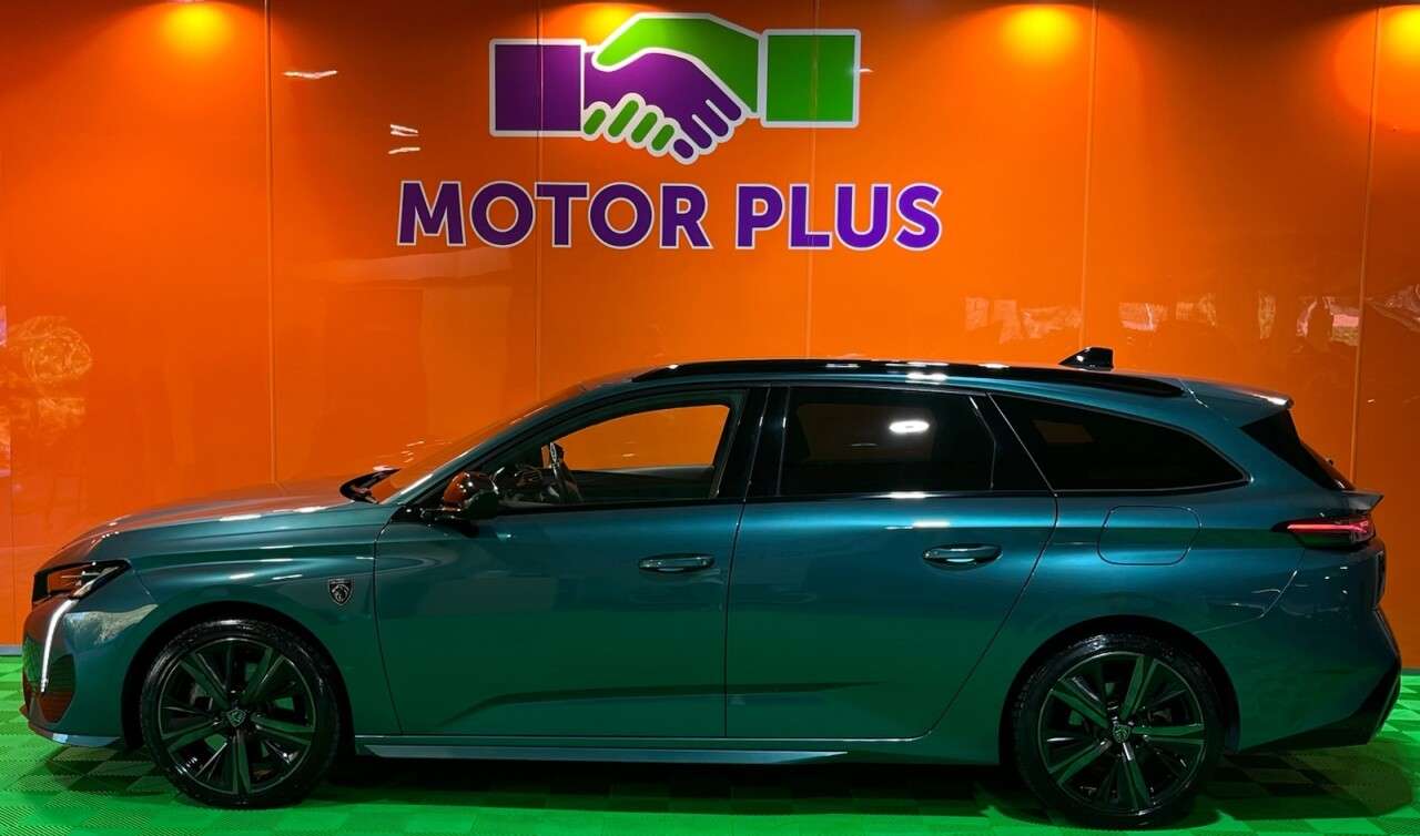 A 2023 PEUGEOT 308 SW 1.6 12.4kWh GT Premium Estate 5dr Petrol Plug-in Hybrid e-EAT Euro 6 (s/s) A 2023 PEUGEOT 308 SW 1.6 12.4kWh GT Premium Estate 5dr Petrol Plug-in Hybrid e-EAT Euro 6 (s/s)