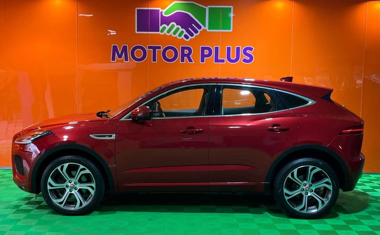 A 2020 JAGUAR E-PACE 2.0 D180 R-Dynamic SE SUV 5dr Diesel Auto AWD Euro 6 (s/s) (180 ps) Visit O A 2020 JAGUAR E-PACE 2.0 D180 R-Dynamic SE SUV 5dr Diesel Auto AWD Euro 6 (s/s) (180 ps) Visit O