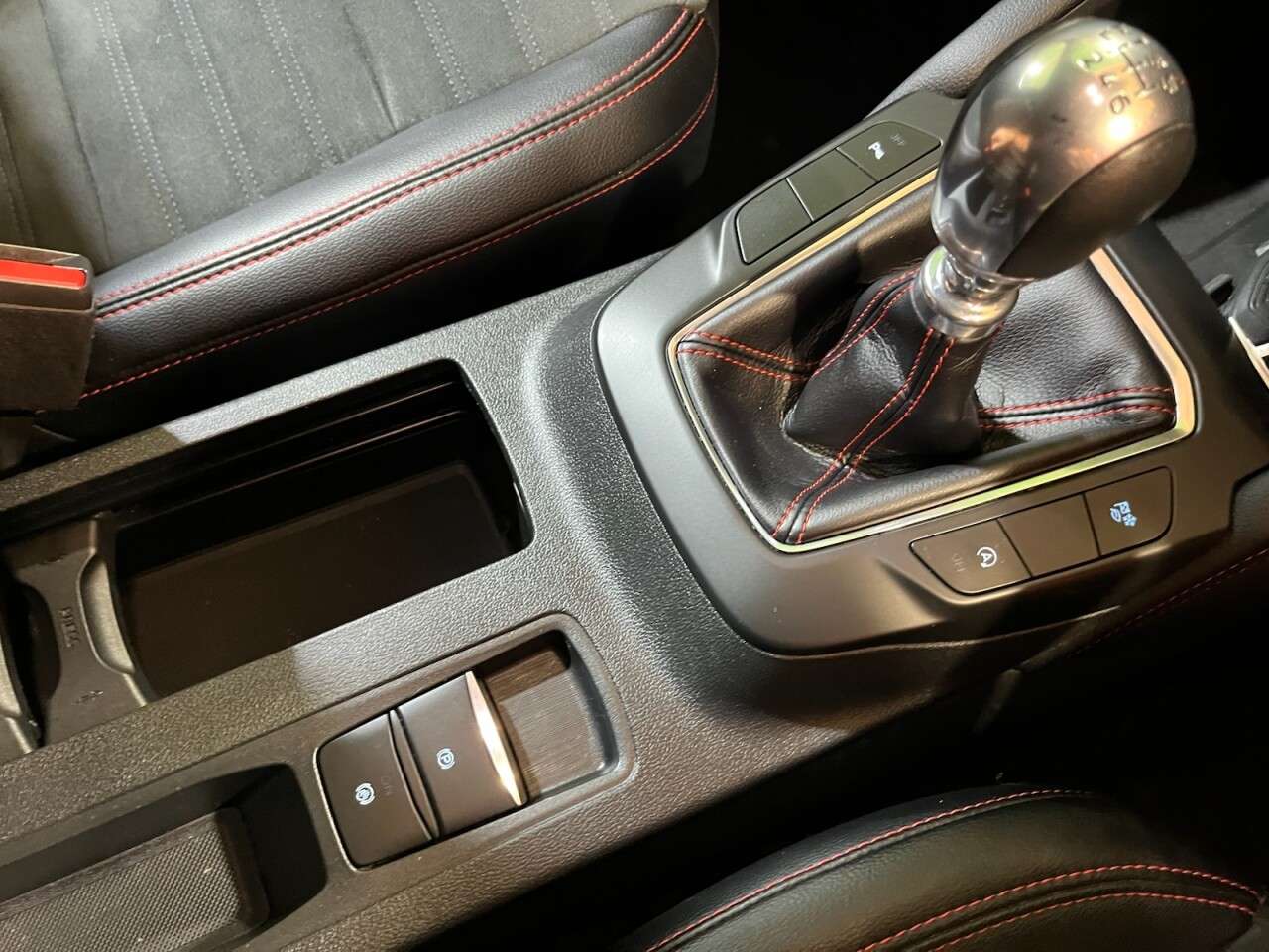 2021 FORD KUGA 2021 FORD KUGA