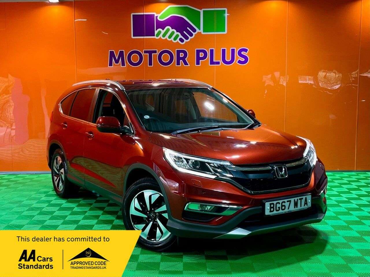 A 2017 HONDA CR-V 1.6 i-DTEC SR SUV 5dr Diesel Manual 4WD Euro 6 (s/s) (160 ps) Visit Over 40 A 2017 HONDA CR-V 1.6 i-DTEC SR SUV 5dr Diesel Manual 4WD Euro 6 (s/s) (160 ps) Visit Over 40