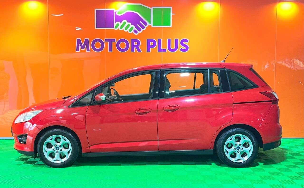 A 2013 FORD GRAND C-MAX 1.6 TDCi Zetec MPV 5dr Diesel Manual Euro 5 (115 ps) Visit Over 400 Cars In A 2013 FORD GRAND C-MAX 1.6 TDCi Zetec MPV 5dr Diesel Manual Euro 5 (115 ps) Visit Over 400 Cars In