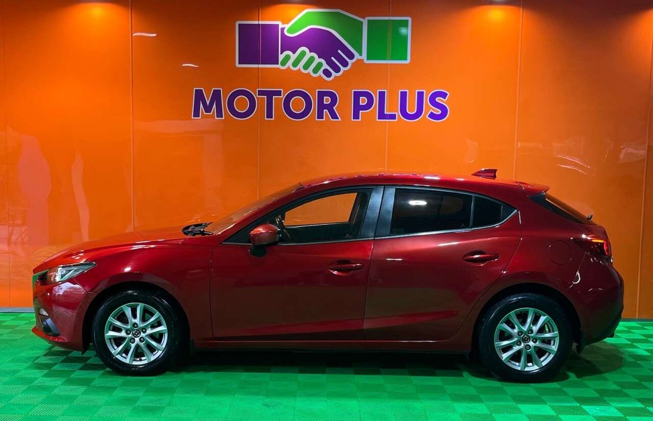 A 2014 MAZDA MAZDA3 2.0 SKYACTIV-G SE-L Hatchback 5dr Petrol Manual Euro 5 (s/s) (120 ps) Visit A 2014 MAZDA MAZDA3 2.0 SKYACTIV-G SE-L Hatchback 5dr Petrol Manual Euro 5 (s/s) (120 ps) Visit