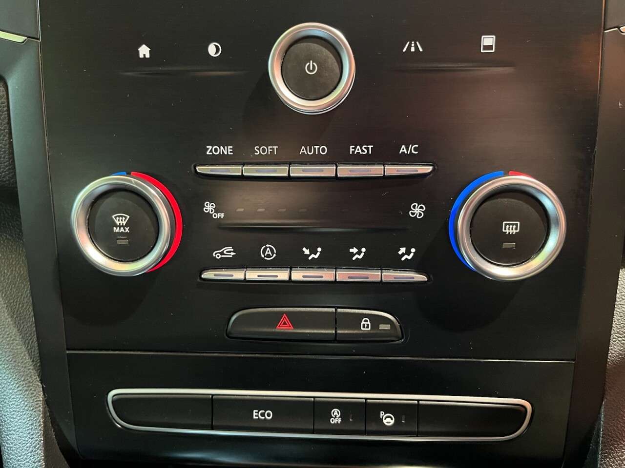 2017 RENAULT MEGANE 2017 RENAULT MEGANE