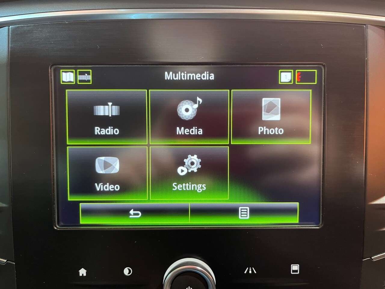 2017 RENAULT MEGANE 2017 RENAULT MEGANE