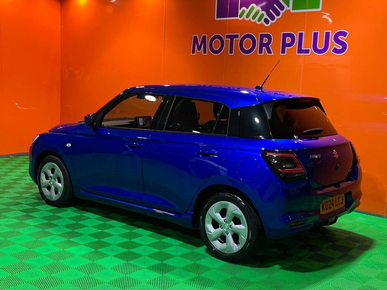 A 2024 SUZUKI SWIFT 1.2 MHEV Motion Hatchback 5dr Petrol Hybrid CVT Euro 6 (s/s) (82 ps) Visit A 2024 SUZUKI SWIFT 1.2 MHEV Motion Hatchback 5dr Petrol Hybrid CVT Euro 6 (s/s) (82 ps) Visit