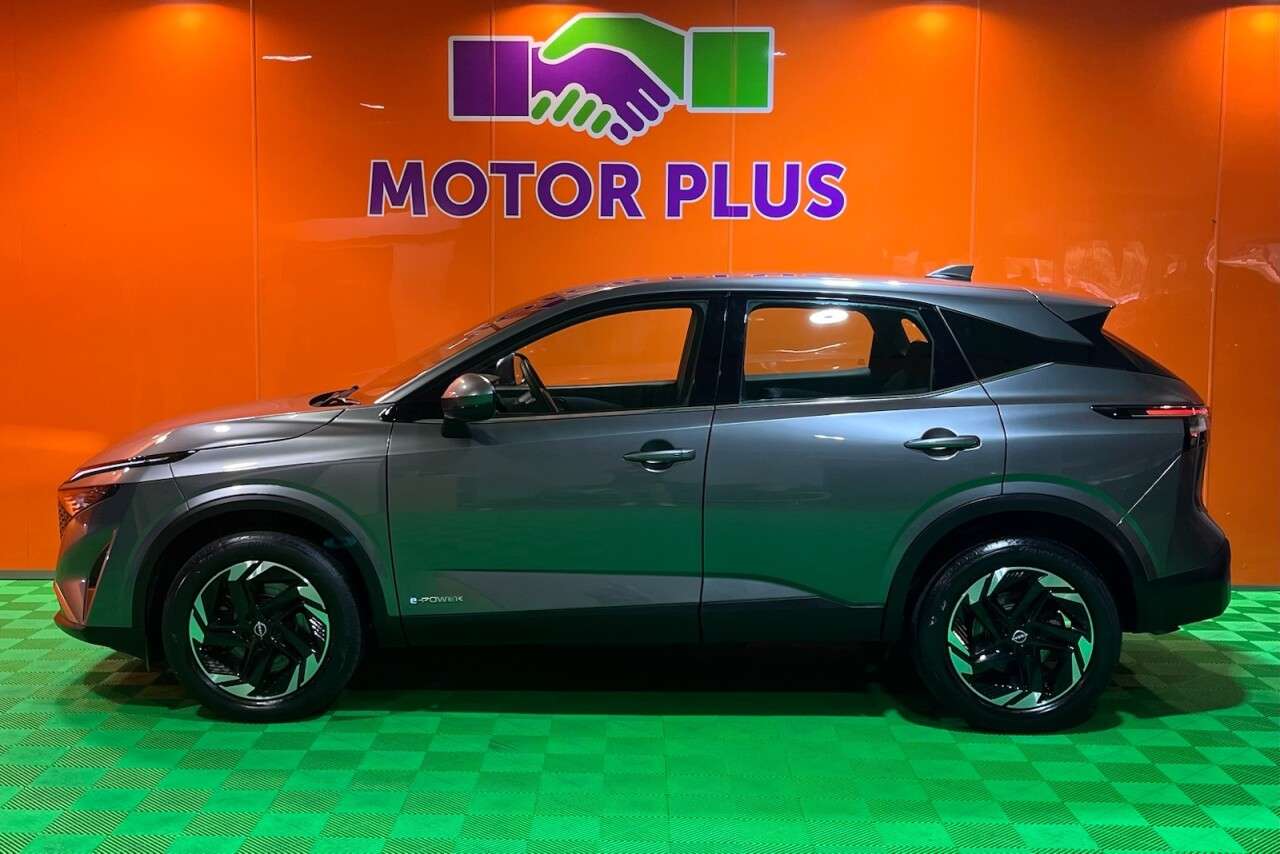 A 2024 NISSAN QASHQAI 1.5 h e-POWER Acenta Premium SUV 5dr Petrol Hybrid Auto Euro 6 (s/s) (190 p A 2024 NISSAN QASHQAI 1.5 h e-POWER Acenta Premium SUV 5dr Petrol Hybrid Auto Euro 6 (s/s) (190 p