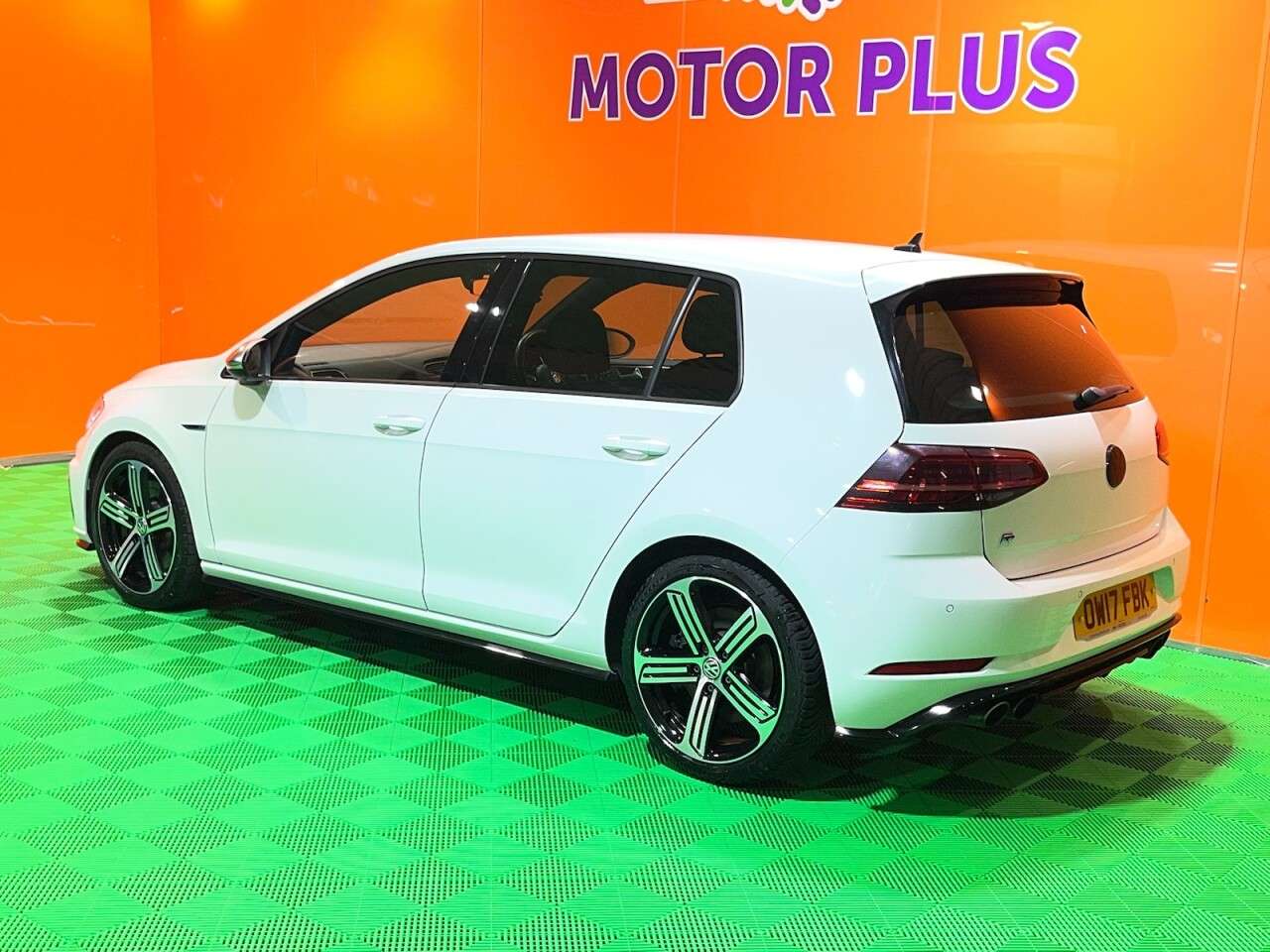 2017 VOLKSWAGEN GOLF 2017 VOLKSWAGEN GOLF
