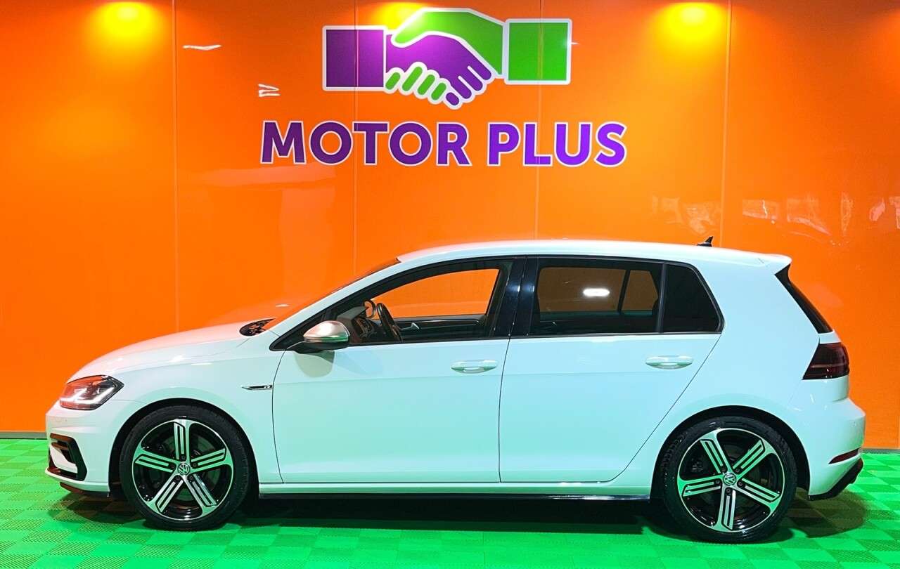 2017 VOLKSWAGEN GOLF 2017 VOLKSWAGEN GOLF