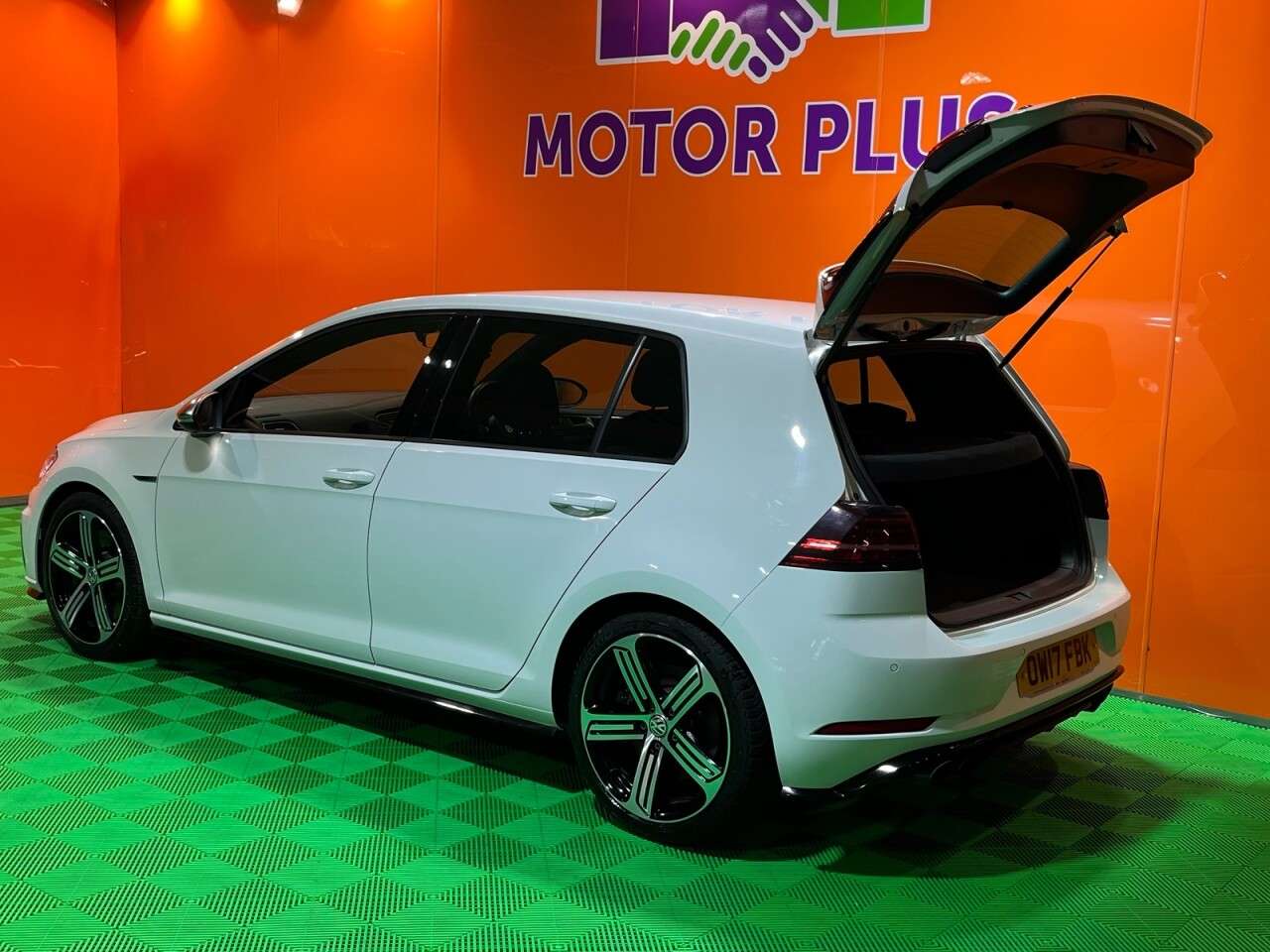 2017 VOLKSWAGEN GOLF 2017 VOLKSWAGEN GOLF