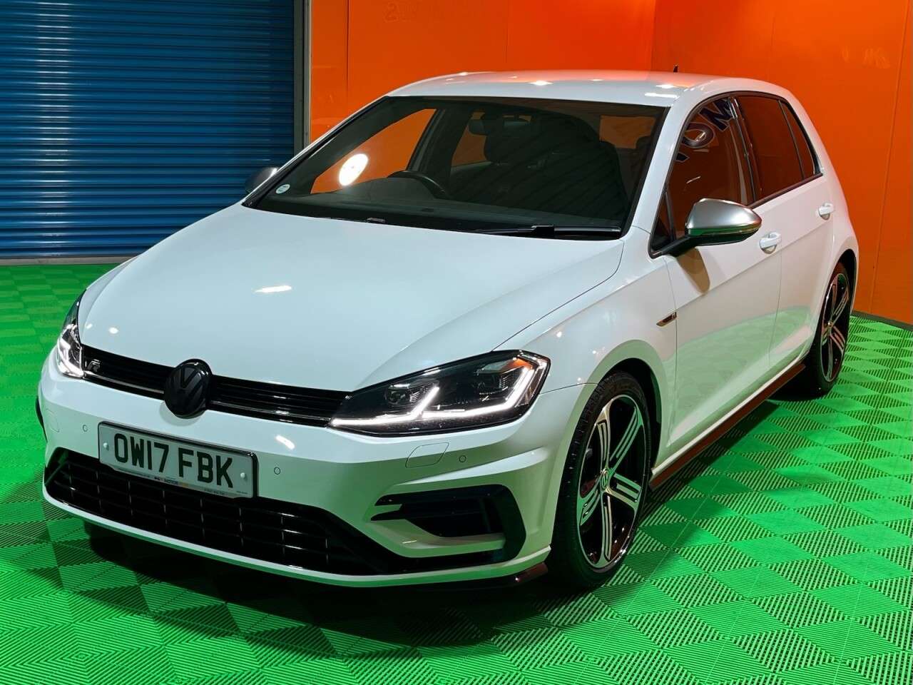 2017 VOLKSWAGEN GOLF 2017 VOLKSWAGEN GOLF