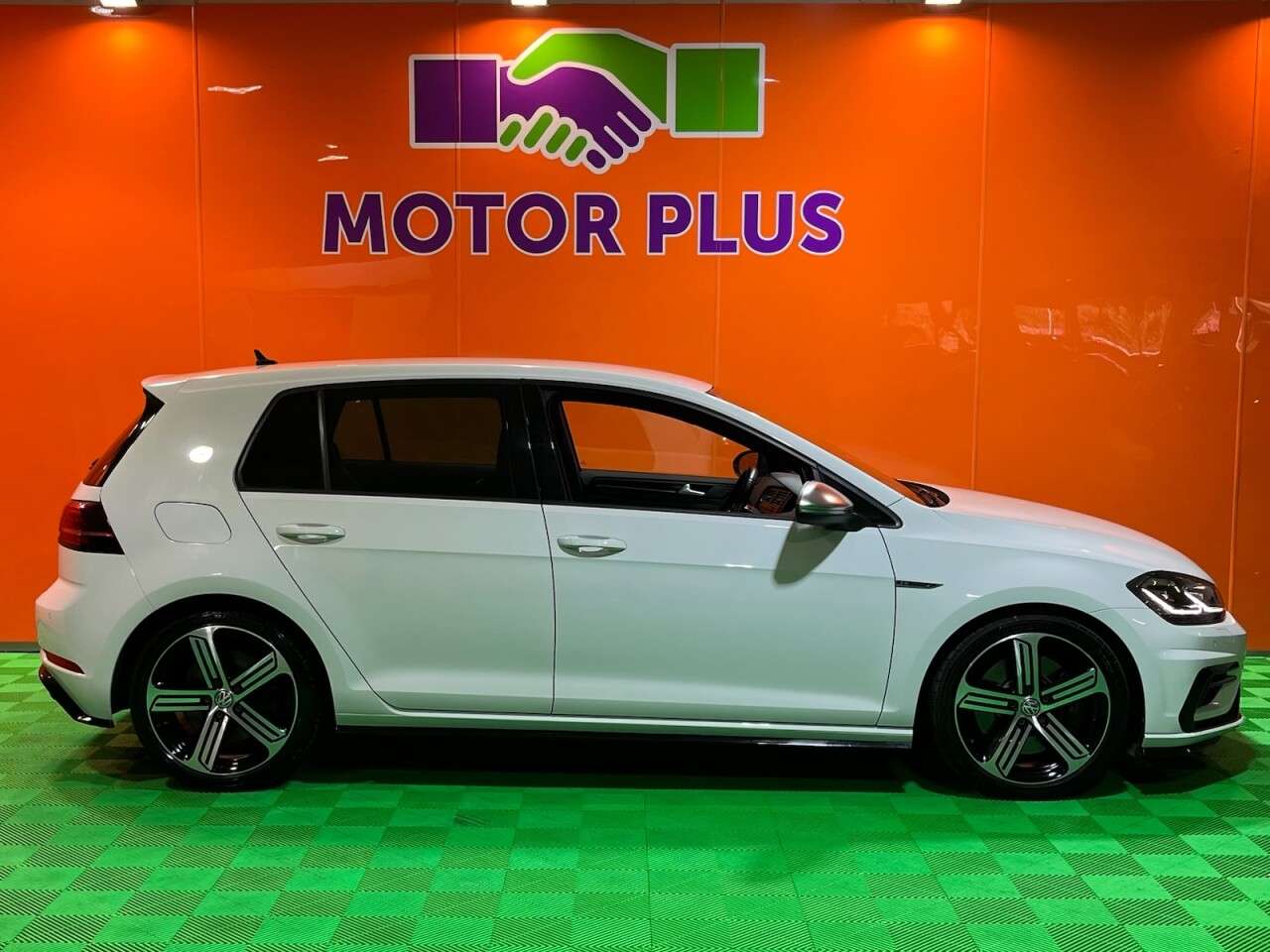 2017 VOLKSWAGEN GOLF 2017 VOLKSWAGEN GOLF