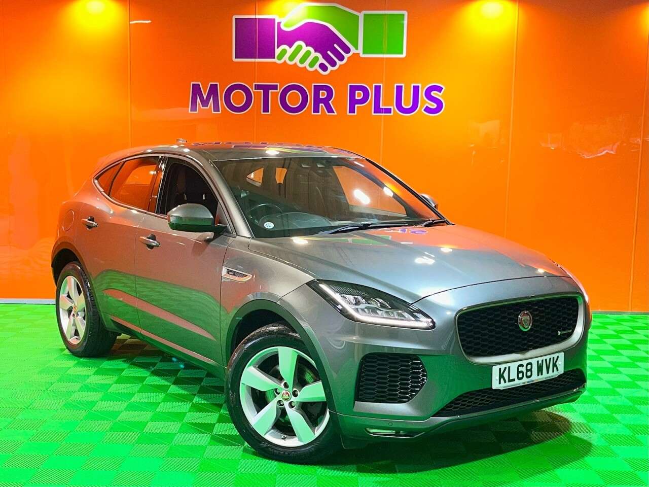 A 2020 JAGUAR E-PACE 2.0 D180 R-Dynamic SE SUV 5dr Diesel Auto AWD Euro 6 (s/s) (180 ps) Visit O A 2020 JAGUAR E-PACE 2.0 D180 R-Dynamic SE SUV 5dr Diesel Auto AWD Euro 6 (s/s) (180 ps) Visit O