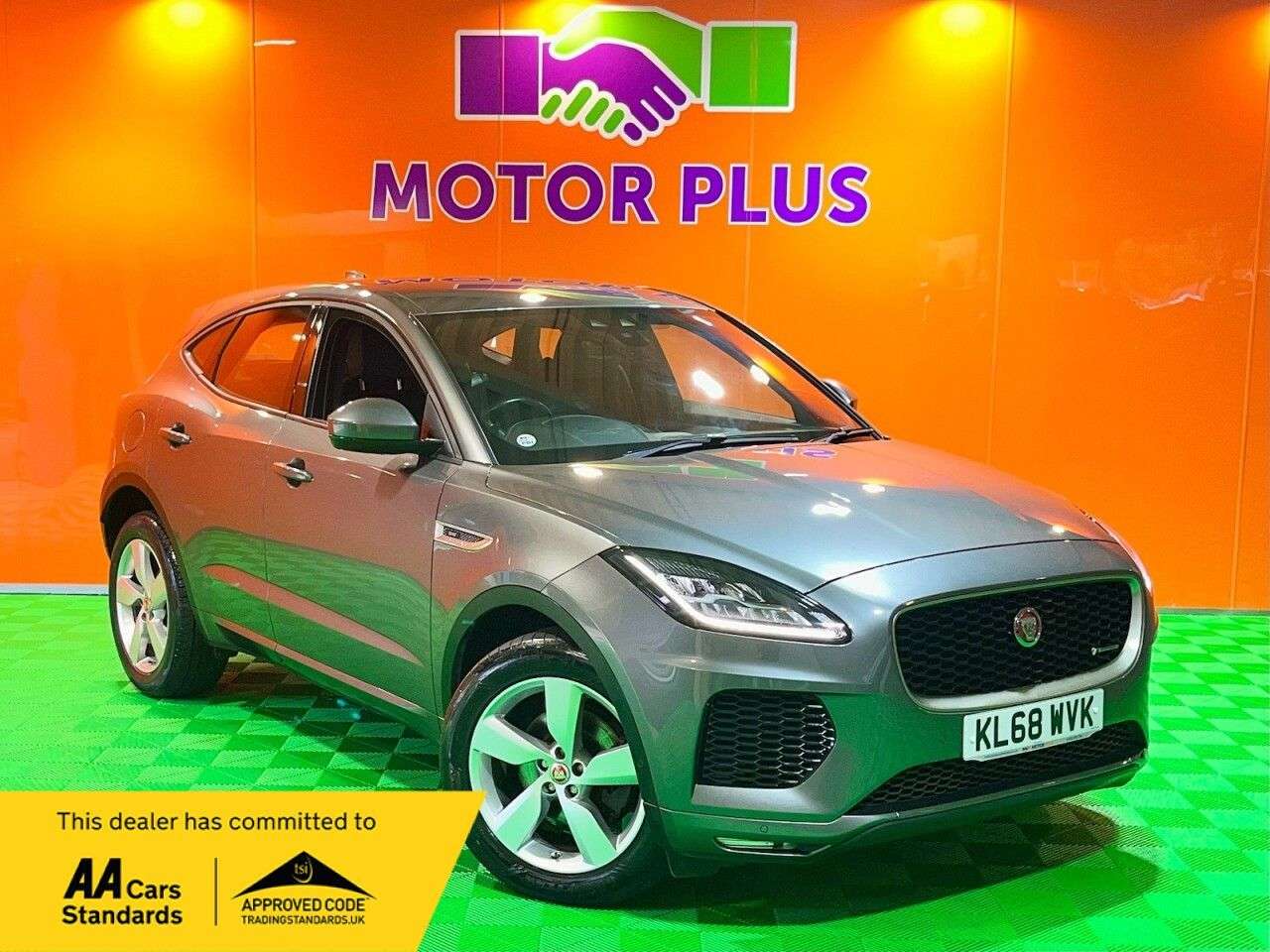 A 2020 JAGUAR E-PACE 2.0 D180 R-Dynamic SE SUV 5dr Diesel Auto AWD Euro 6 (s/s) (180 ps) Visit O A 2020 JAGUAR E-PACE 2.0 D180 R-Dynamic SE SUV 5dr Diesel Auto AWD Euro 6 (s/s) (180 ps) Visit O