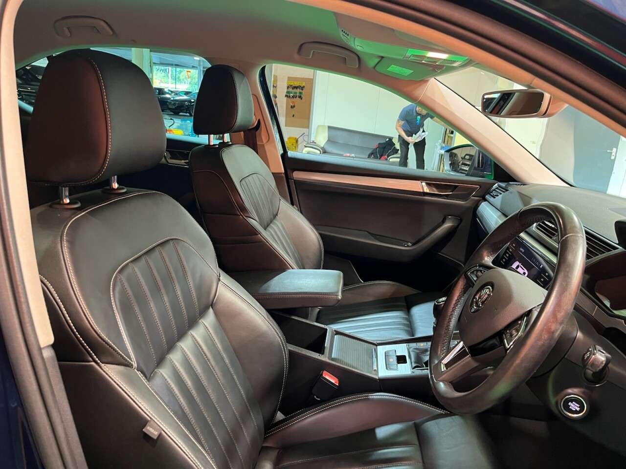 A 2020 SKODA SUPERB 1.5 TSI ACT SE Technology Hatchback 5dr Petrol Manual Euro 6 (s/s) (150 ps) A 2020 SKODA SUPERB 1.5 TSI ACT SE Technology Hatchback 5dr Petrol Manual Euro 6 (s/s) (150 ps)
