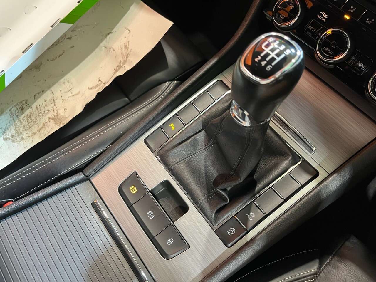 2020 SKODA SUPERB 2020 SKODA SUPERB