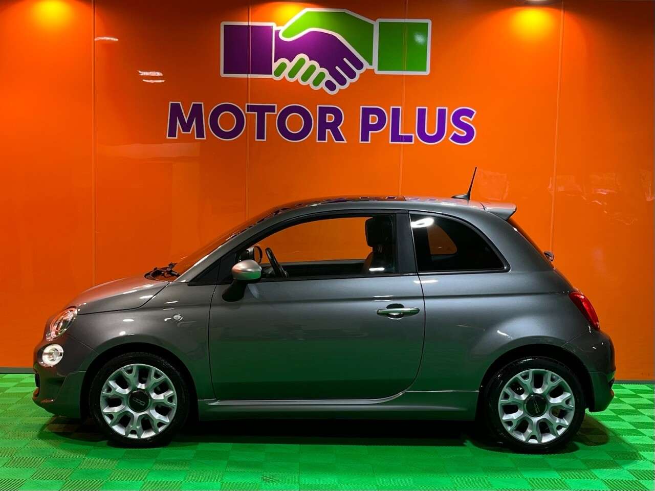 A 2020 FIAT 500 1.2 Rock Star Hatchback 3dr Petrol Manual Euro 6 (s/s) (69 bhp) Visit Over A 2020 FIAT 500 1.2 Rock Star Hatchback 3dr Petrol Manual Euro 6 (s/s) (69 bhp) Visit Over
