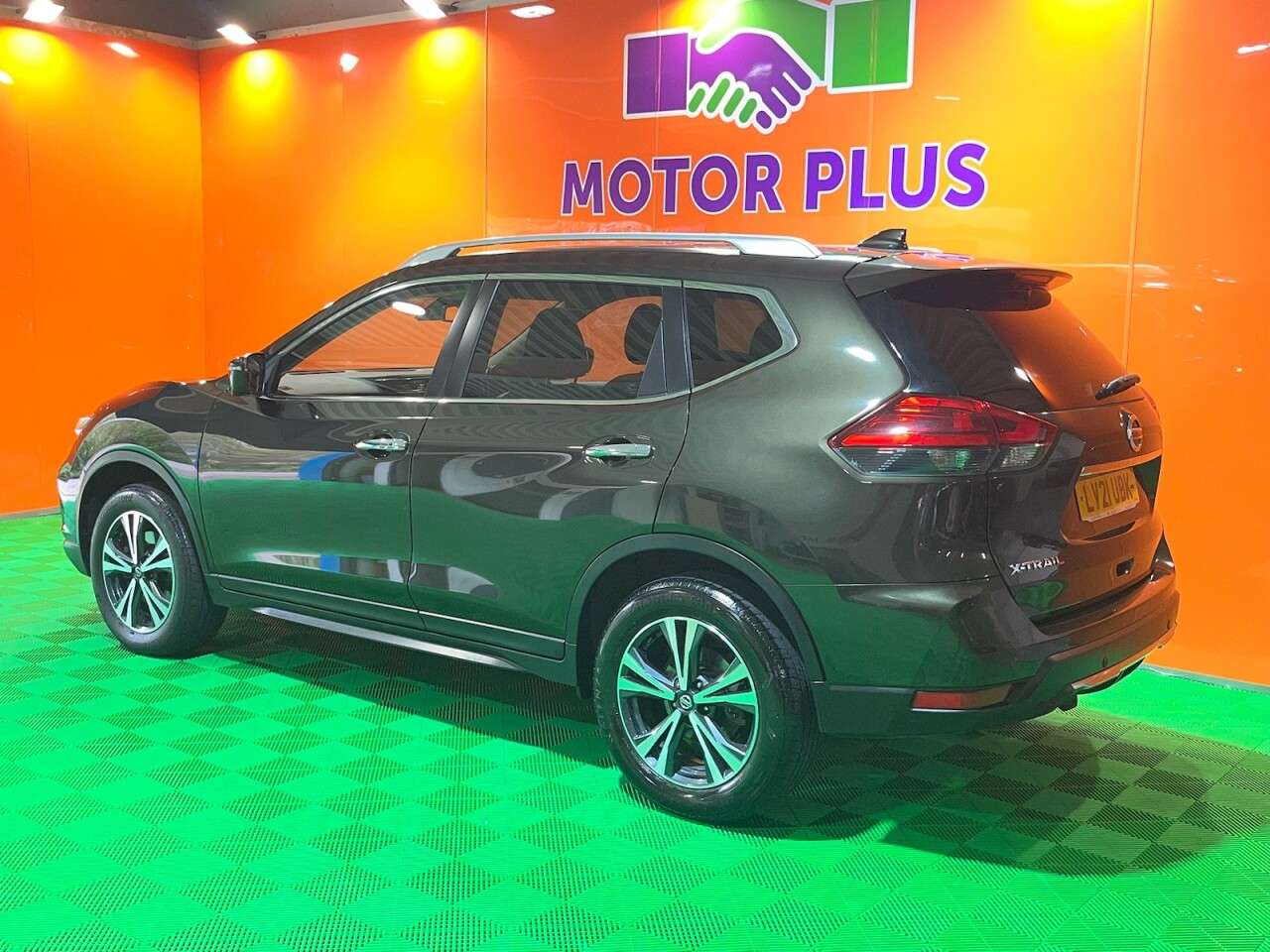 A 2021 NISSAN X-TRAIL 1.7 dCi N-Connecta SUV 5dr Diesel Manual Euro 6 (s/s) (150 ps) Visit Over 4 A 2021 NISSAN X-TRAIL 1.7 dCi N-Connecta SUV 5dr Diesel Manual Euro 6 (s/s) (150 ps) Visit Over 4