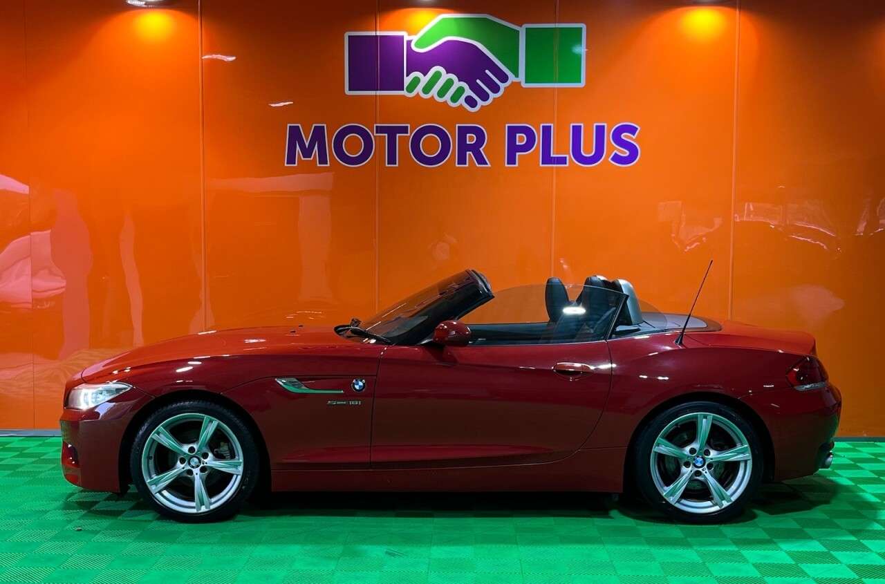 A 2013 BMW Z4 2.0 18i M Sport Convertible 2dr Petrol Manual sDrive Euro 6 (s/s) (156 ps) A 2013 BMW Z4 2.0 18i M Sport Convertible 2dr Petrol Manual sDrive Euro 6 (s/s) (156 ps)