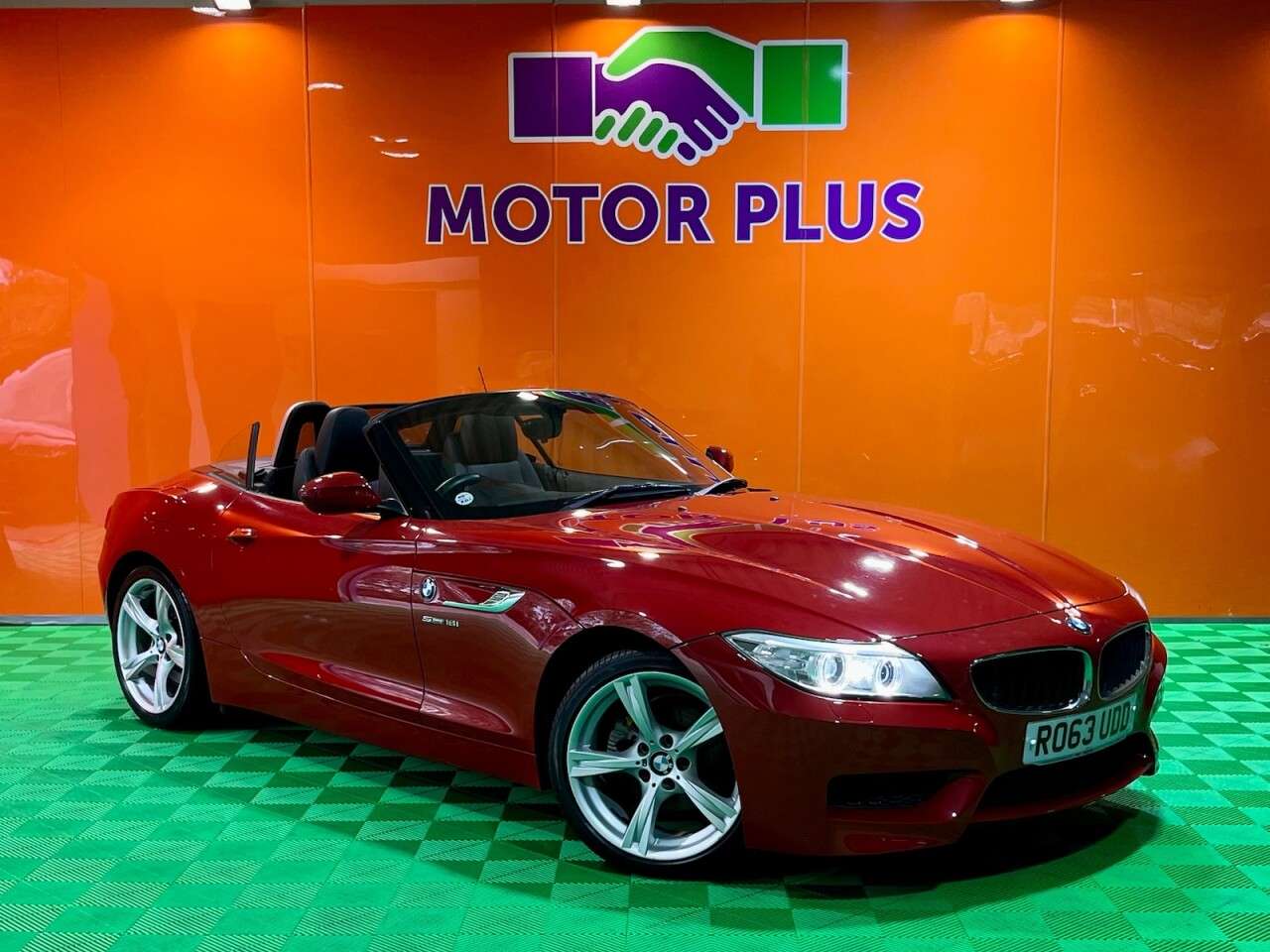 A 2013 BMW Z4 2.0 18i M Sport Convertible 2dr Petrol Manual sDrive Euro 6 (s/s) (156 ps) A 2013 BMW Z4 2.0 18i M Sport Convertible 2dr Petrol Manual sDrive Euro 6 (s/s) (156 ps)