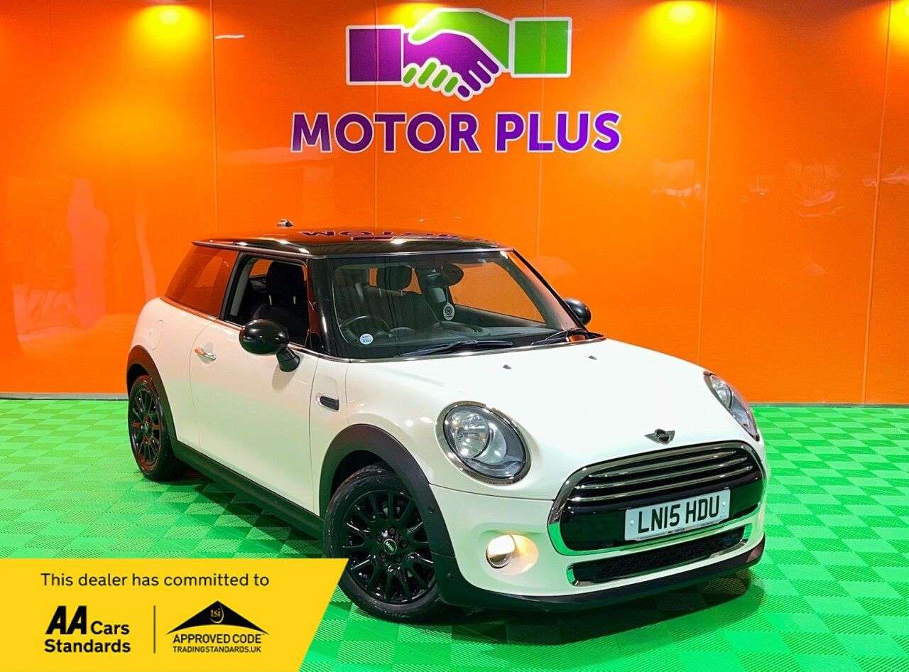 A 2015 MINI HATCH 1.5 Cooper Hatchback 3dr Petrol Auto Euro 6 (s/s) (136 ps) Visit Over 400 C A 2015 MINI HATCH 1.5 Cooper Hatchback 3dr Petrol Auto Euro 6 (s/s) (136 ps) Visit Over 400 C