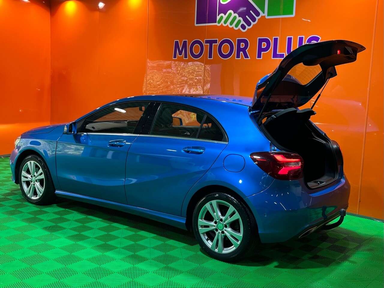 2016 MERCEDES-BENZ A CLASS 2016 MERCEDES-BENZ A CLASS