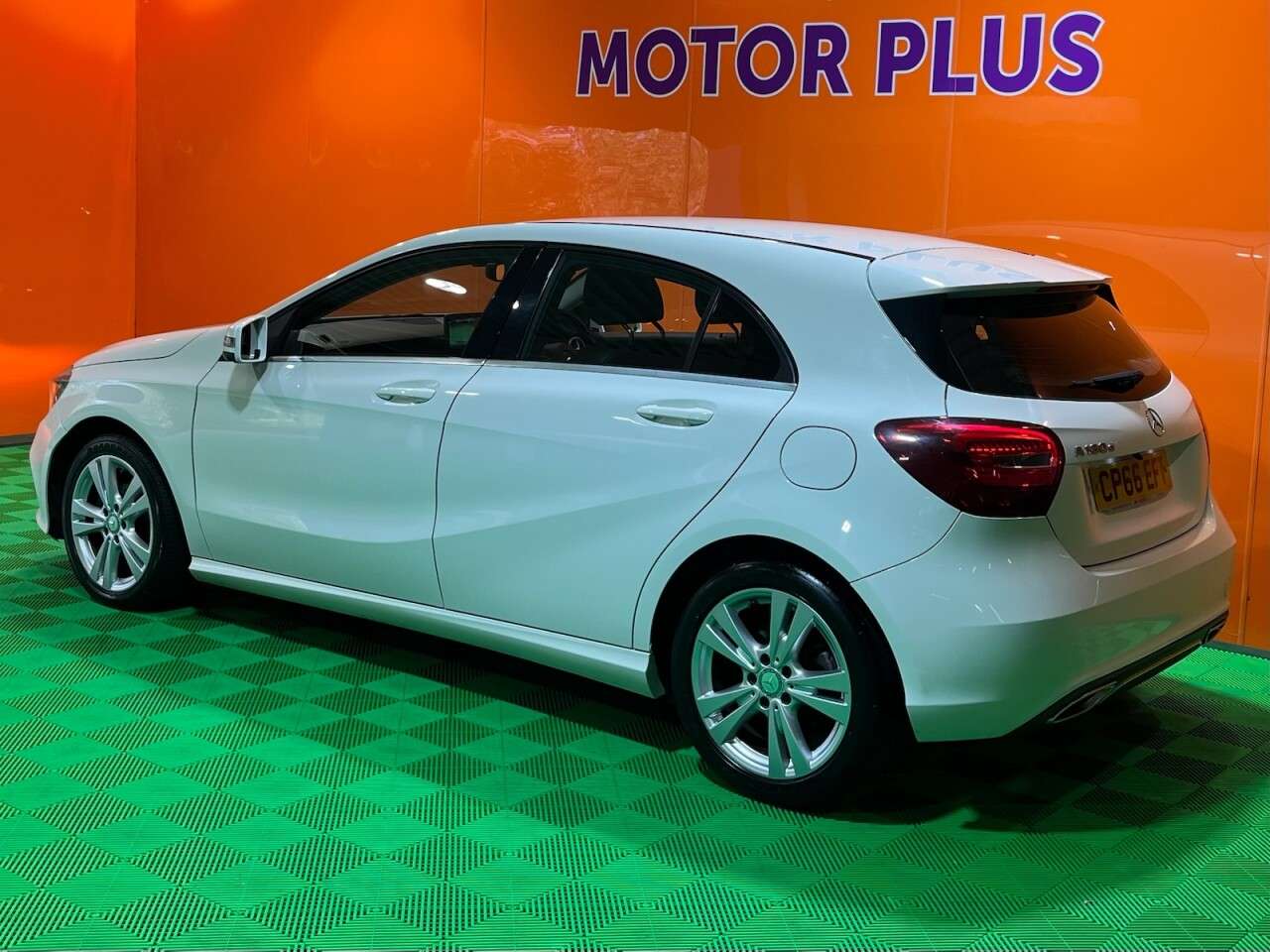 A 2016 MERCEDES-BENZ A CLASS 1.5 A180d Sport Hatchback 5dr Diesel Manual Euro 6 (s/s) (109 ps) Visit Ove A 2016 MERCEDES-BENZ A CLASS 1.5 A180d Sport Hatchback 5dr Diesel Manual Euro 6 (s/s) (109 ps) Visit Ove