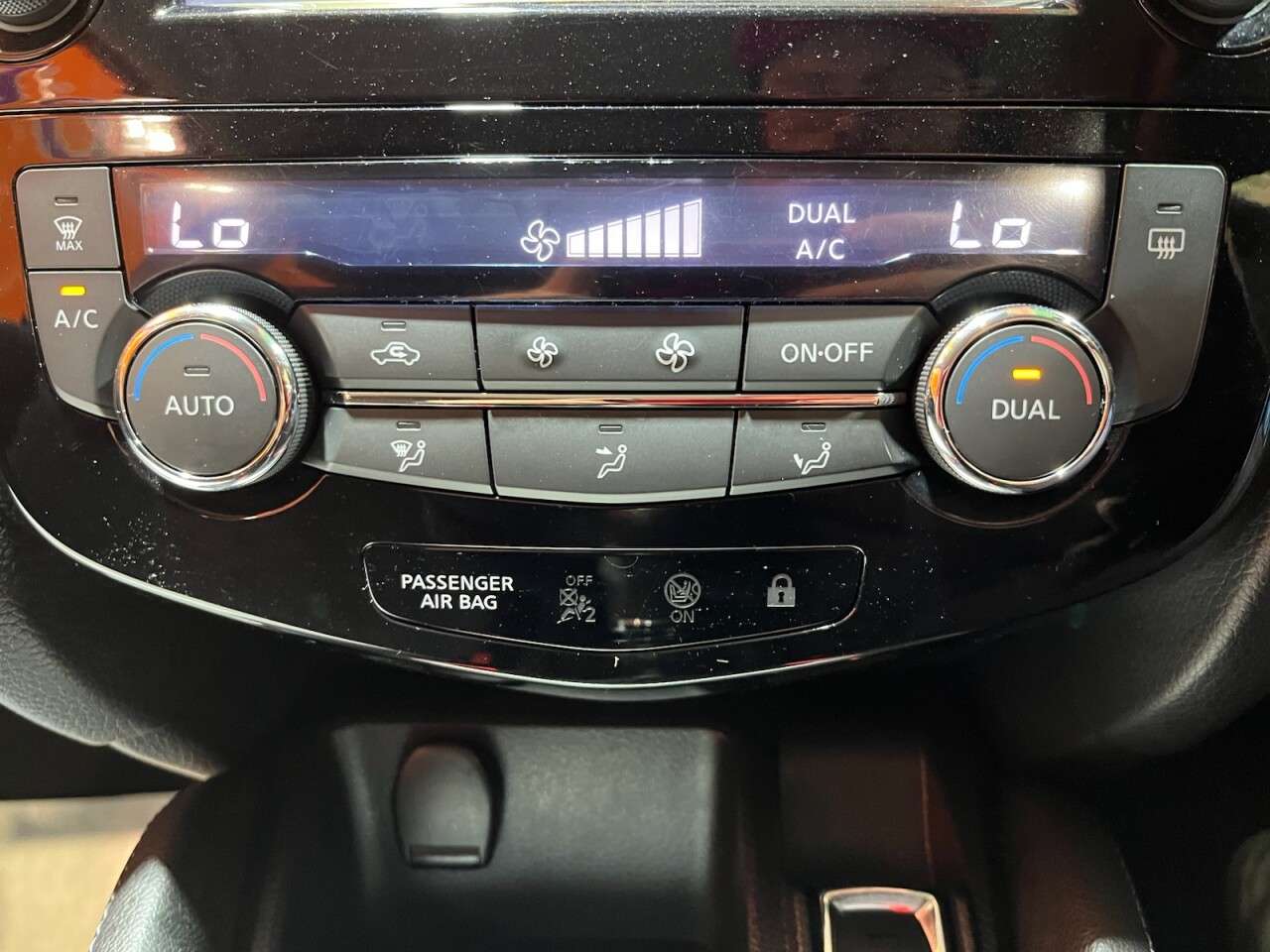 2015 NISSAN QASHQAI 2015 NISSAN QASHQAI