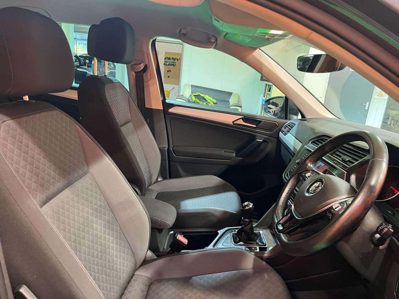 2019 VOLKSWAGEN TIGUAN 2019 VOLKSWAGEN TIGUAN