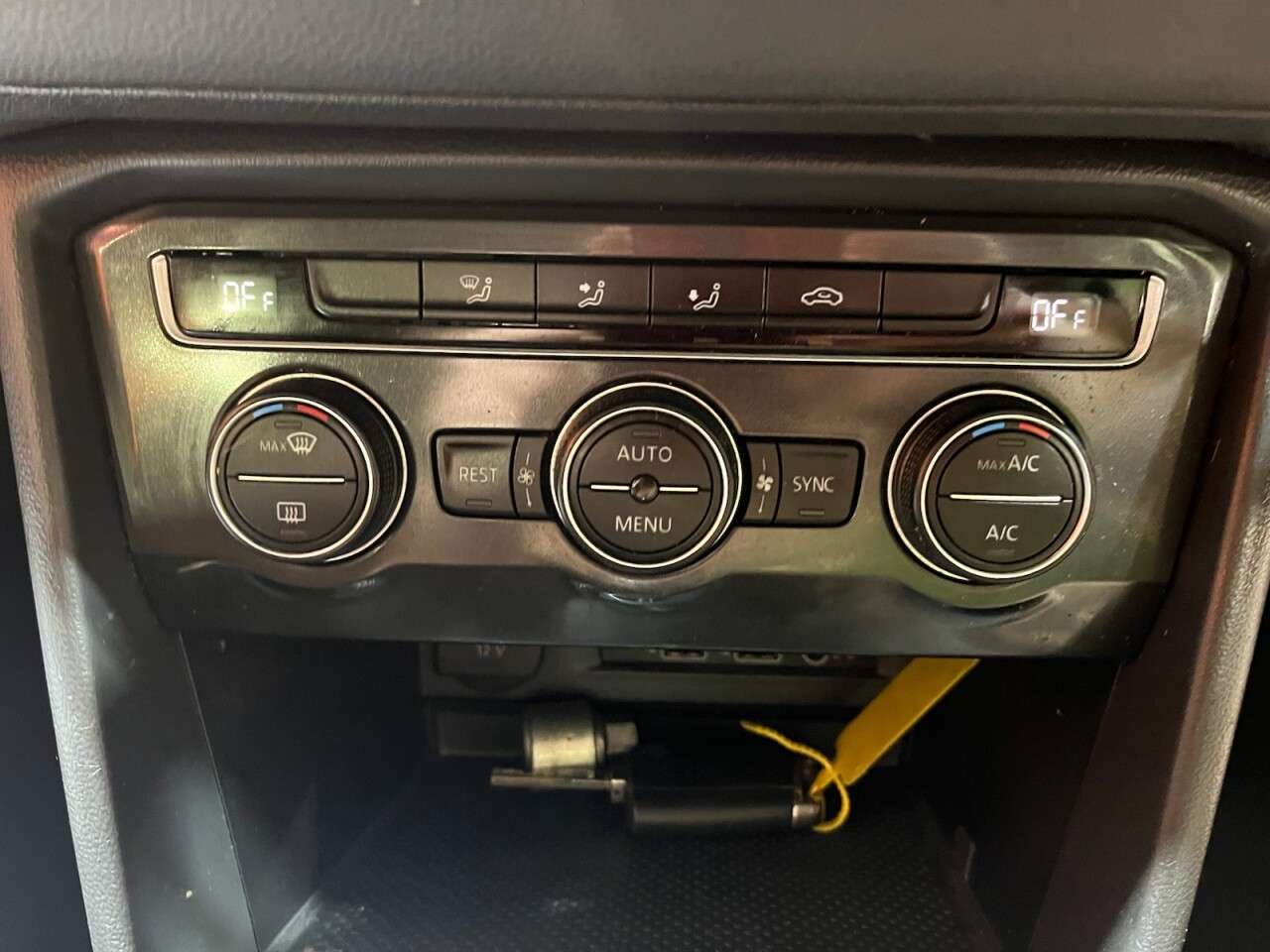 2019 VOLKSWAGEN TIGUAN 2019 VOLKSWAGEN TIGUAN