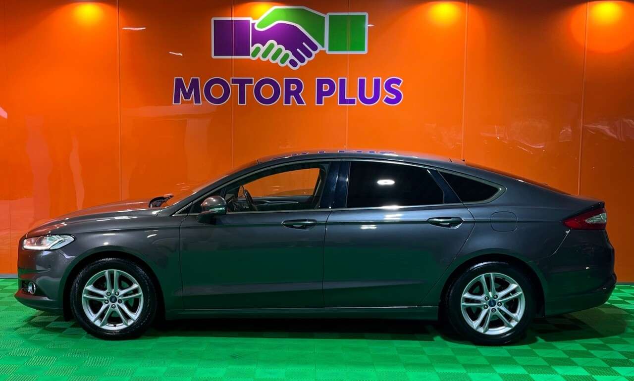 A 2015 FORD MONDEO 2.0 TDCi Titanium Hatchback 5dr Diesel Powershift Euro 6 (s/s) (150 ps) Vis A 2015 FORD MONDEO 2.0 TDCi Titanium Hatchback 5dr Diesel Powershift Euro 6 (s/s) (150 ps) Vis