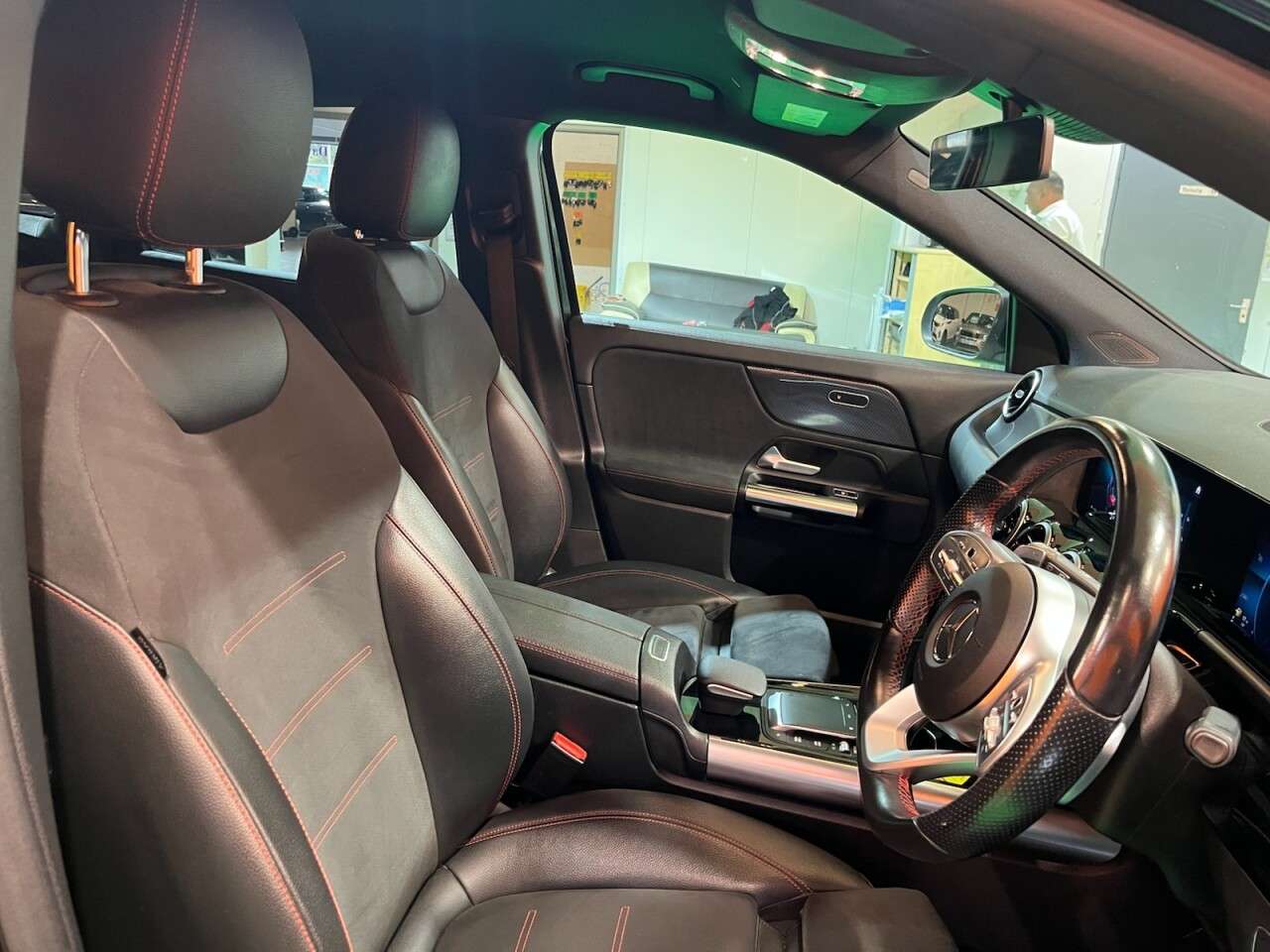 A 2021 MERCEDES-BENZ GLA 2.0 GLA200d AMG Line (Executive) SUV 5dr Diesel 8G-DCT Euro 6 (s/s) (150 ps A 2021 MERCEDES-BENZ GLA 2.0 GLA200d AMG Line (Executive) SUV 5dr Diesel 8G-DCT Euro 6 (s/s) (150 ps