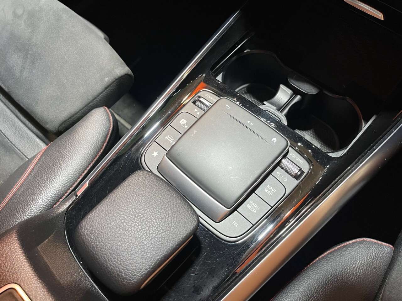 2021 MERCEDES-BENZ GLA 2021 MERCEDES-BENZ GLA
