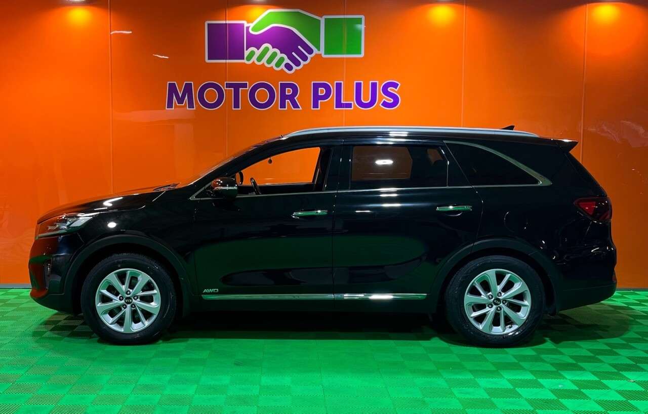 A 2018 KIA SORENTO 2.2 CRDi KX-3 SUV 5dr Diesel Manual AWD Euro 6 (s/s) (197 bhp) Visit Over 4 A 2018 KIA SORENTO 2.2 CRDi KX-3 SUV 5dr Diesel Manual AWD Euro 6 (s/s) (197 bhp) Visit Over 4