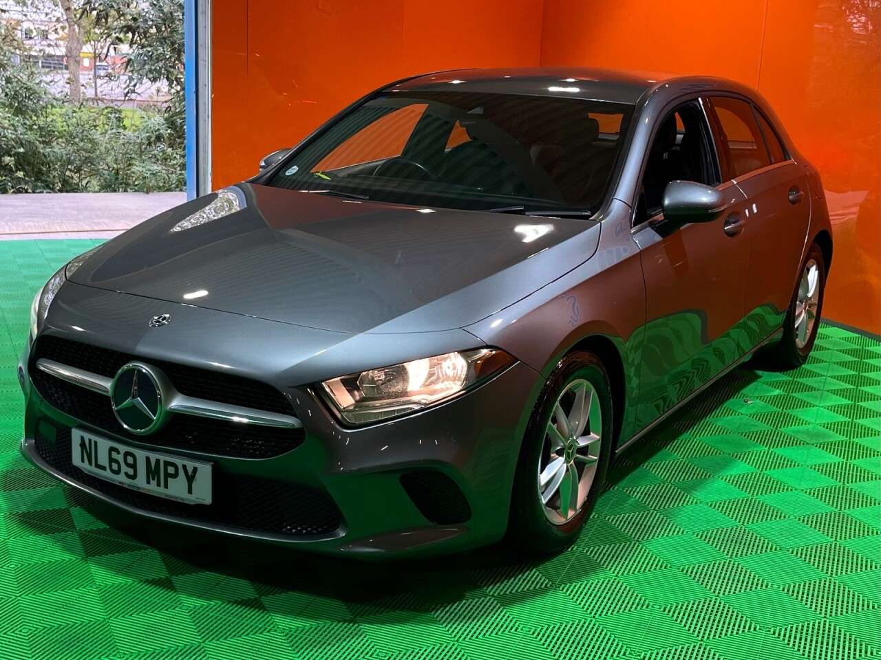 2019 MERCEDES-BENZ A CLASS 2019 MERCEDES-BENZ A CLASS
