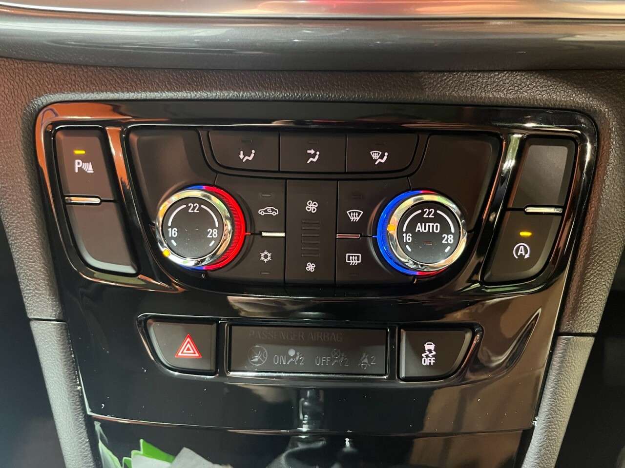 2018 VAUXHALL MOKKA X 2018 VAUXHALL MOKKA X