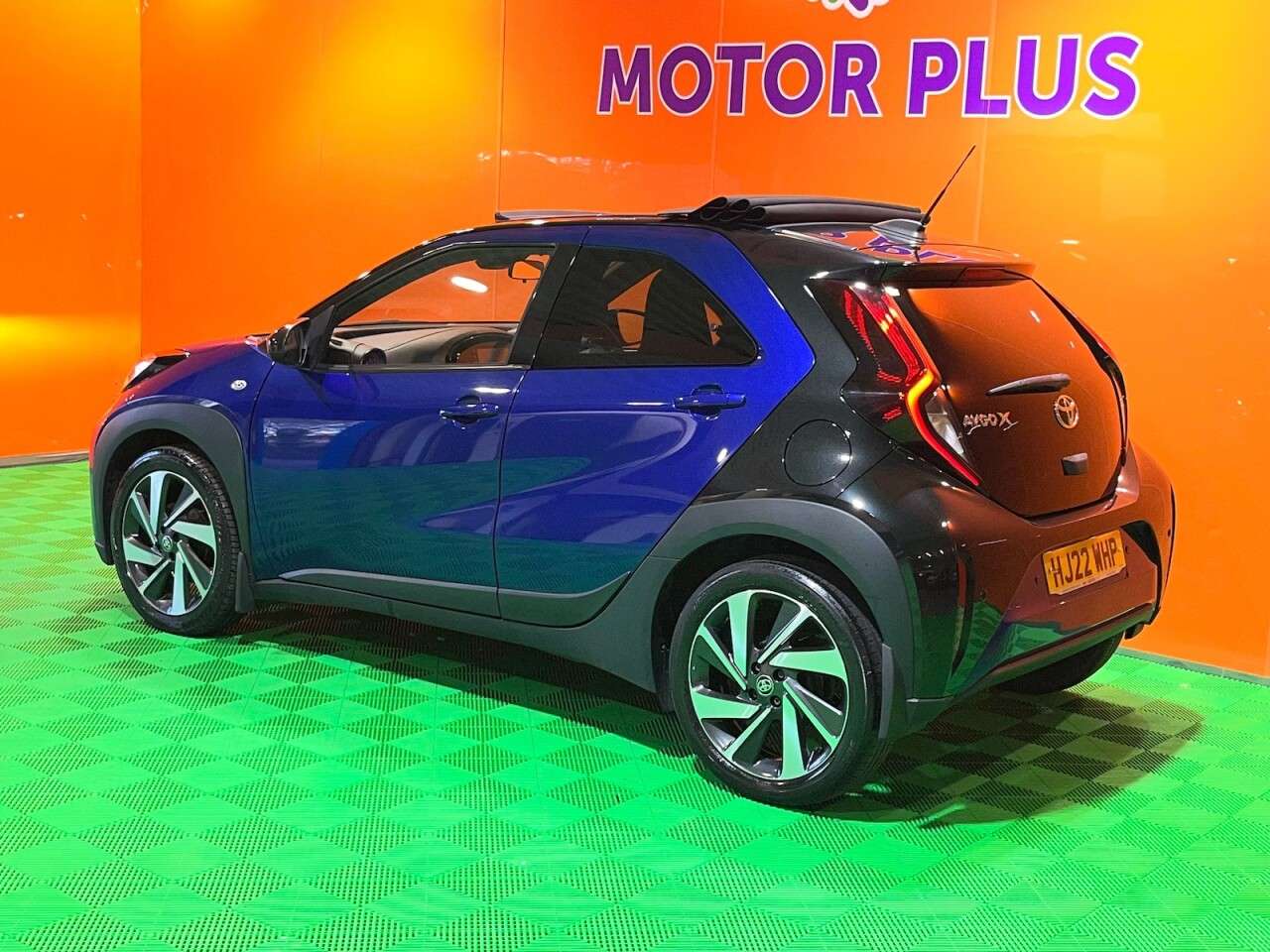 A 2022 TOYOTA AYGO X 1.0 VVT-i Edge Hatchback 5dr Petrol Manual Euro 6 (s/s) (72 ps) Visit Over A 2022 TOYOTA AYGO X 1.0 VVT-i Edge Hatchback 5dr Petrol Manual Euro 6 (s/s) (72 ps) Visit Over