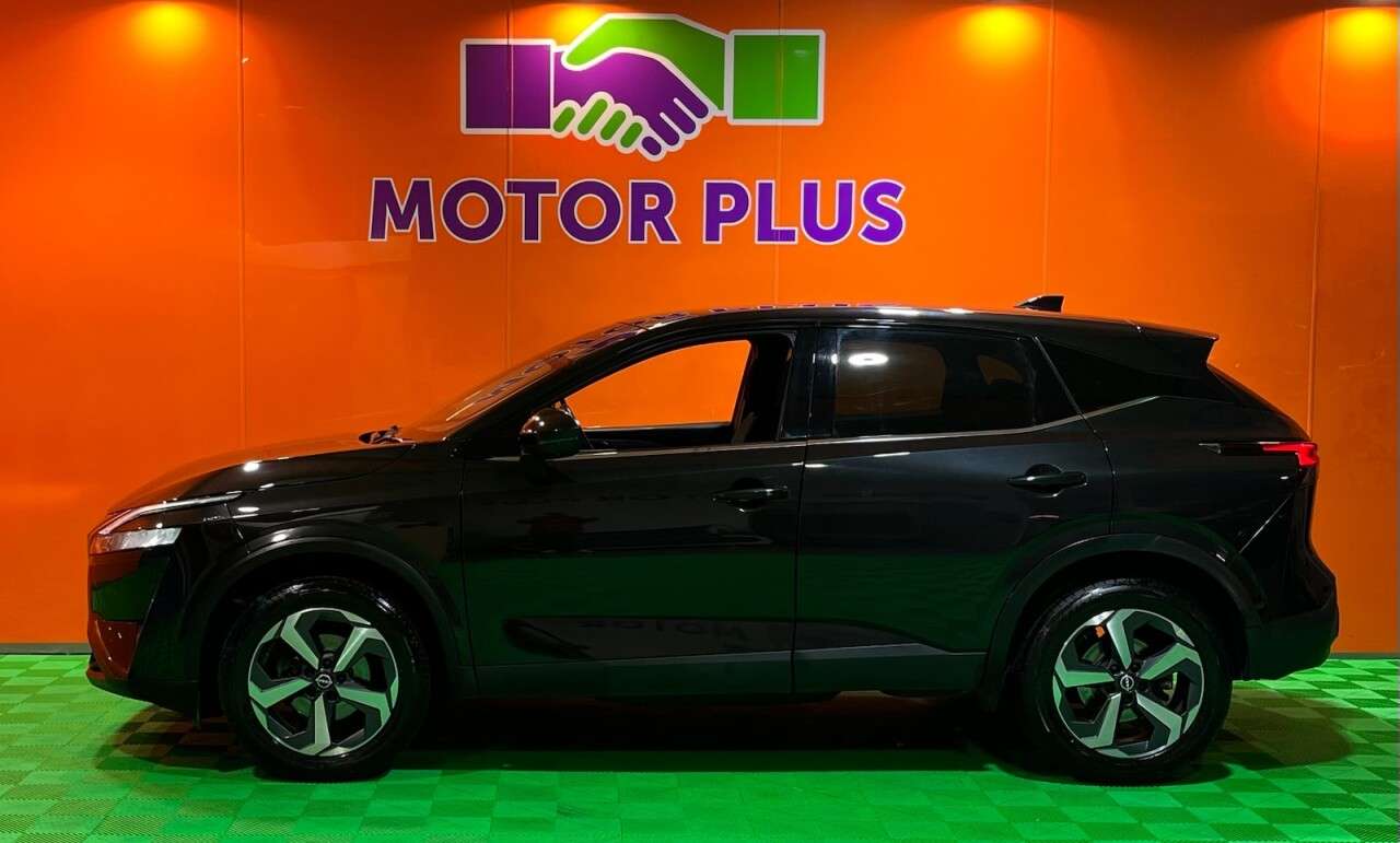 A 2022 NISSAN QASHQAI 1.3 DIG-T MHEV N-Connecta SUV 5dr Petrol Hybrid Manual Euro 6 (s/s) (140 ps A 2022 NISSAN QASHQAI 1.3 DIG-T MHEV N-Connecta SUV 5dr Petrol Hybrid Manual Euro 6 (s/s) (140 ps