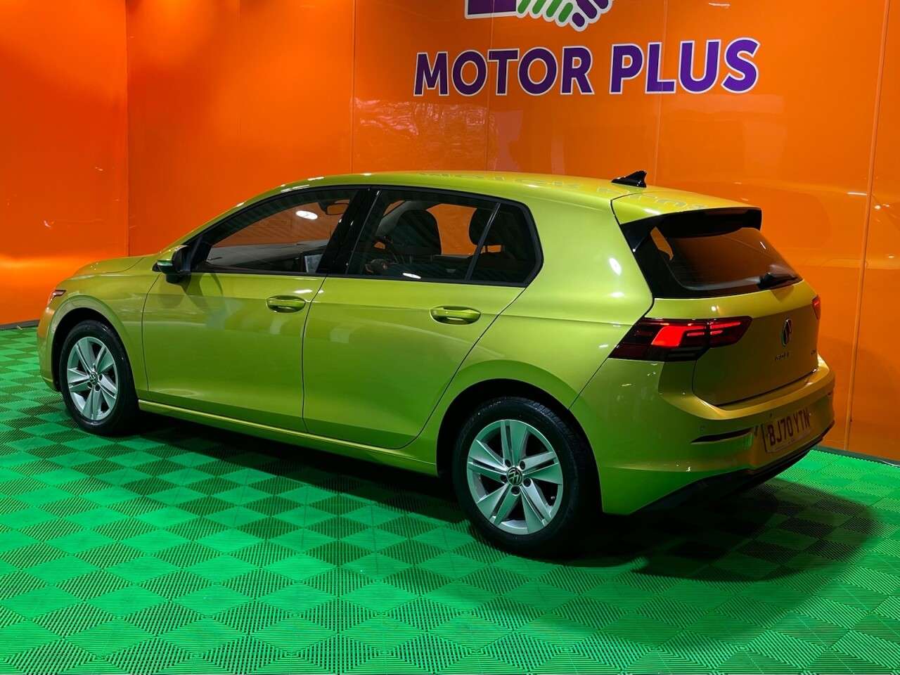 A 2021 VOLKSWAGEN GOLF 1.5 eTSI MHEV Life Hatchback 5dr Petrol Hybrid DSG Euro 6 (s/s) (150 ps) Vi A 2021 VOLKSWAGEN GOLF 1.5 eTSI MHEV Life Hatchback 5dr Petrol Hybrid DSG Euro 6 (s/s) (150 ps) Vi