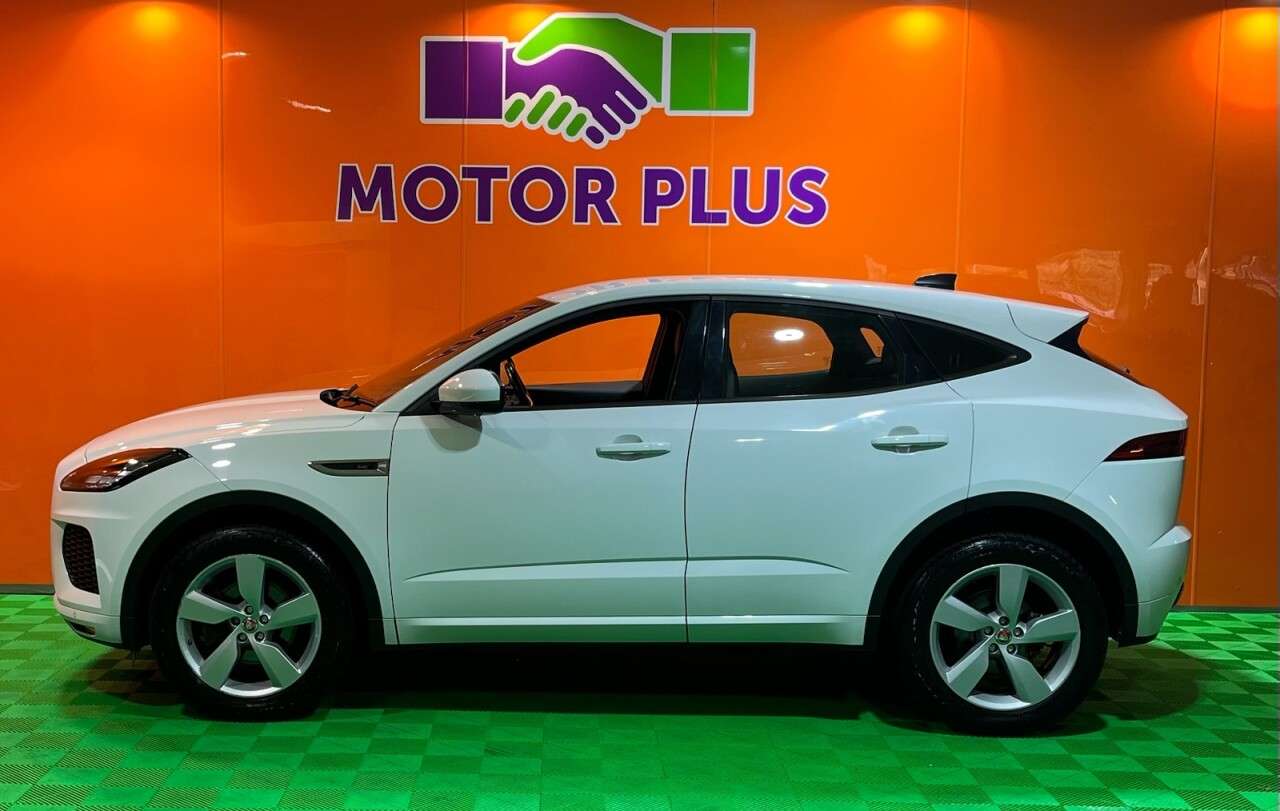 A 2020 JAGUAR E-PACE 2.0 D180 R-Dynamic SE SUV 5dr Diesel Auto AWD Euro 6 (s/s) (180 ps) Visit O A 2020 JAGUAR E-PACE 2.0 D180 R-Dynamic SE SUV 5dr Diesel Auto AWD Euro 6 (s/s) (180 ps) Visit O