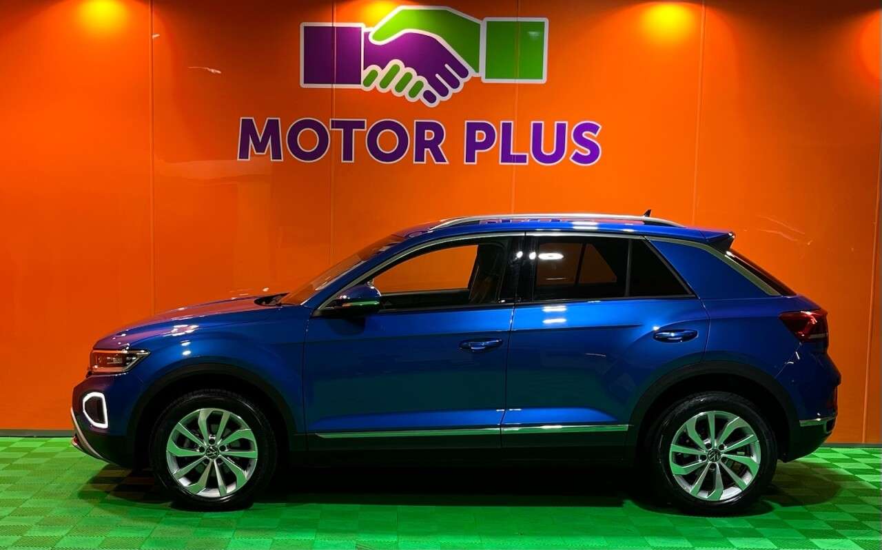 A 2023 VOLKSWAGEN T-ROC 1.5 TSI Style SUV 5dr Petrol DSG Euro 6 (s/s) (150 ps) Visit Over 400 Cars A 2023 VOLKSWAGEN T-ROC 1.5 TSI Style SUV 5dr Petrol DSG Euro 6 (s/s) (150 ps) Visit Over 400 Cars