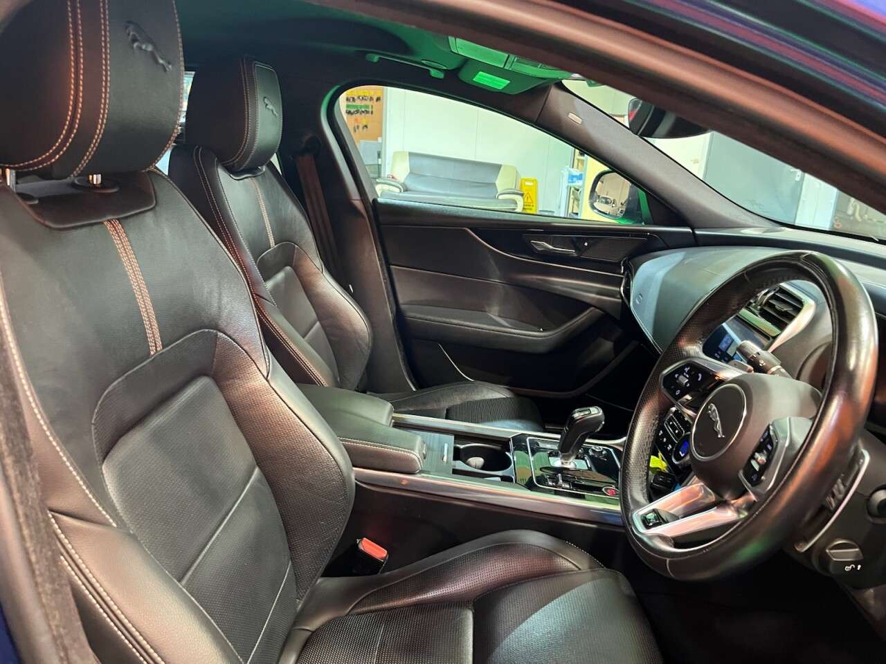 A 2021 JAGUAR XE 2.0 D200 MHEV R-Dynamic Black Saloon 4dr Diesel Auto Euro 6 (s/s) (204 ps) A 2021 JAGUAR XE 2.0 D200 MHEV R-Dynamic Black Saloon 4dr Diesel Auto Euro 6 (s/s) (204 ps)