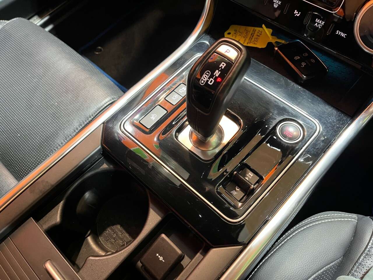2021 JAGUAR XE 2021 JAGUAR XE
