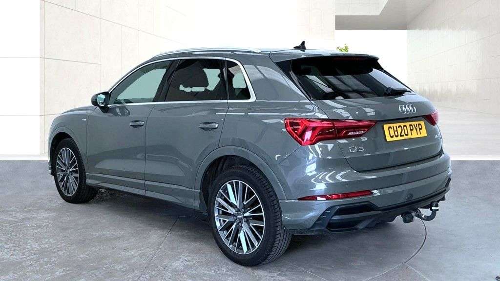 A 2020 AUDI Q3 2.0 TFSI 40 S line SUV 5dr Petrol S Tronic quattro Euro 6 (s/s) (190 ps) Vi A 2020 AUDI Q3 2.0 TFSI 40 S line SUV 5dr Petrol S Tronic quattro Euro 6 (s/s) (190 ps) Vi
