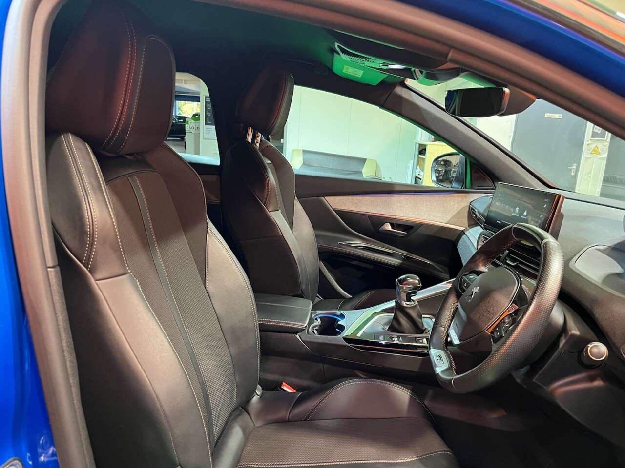 2022 PEUGEOT 3008 2022 PEUGEOT 3008