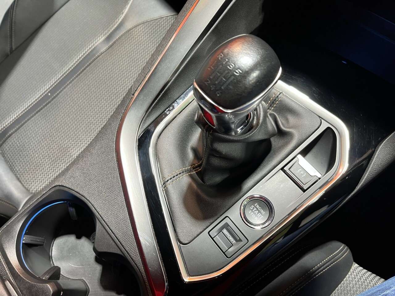 2022 PEUGEOT 3008 2022 PEUGEOT 3008