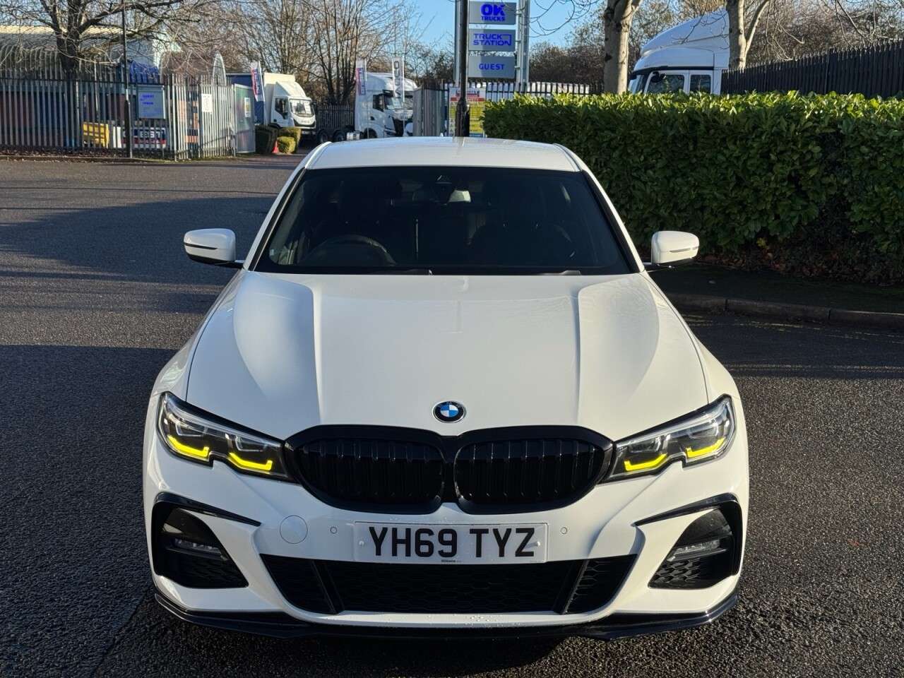 A 2019 BMW 3 SERIES 2.0 320D XDRIVE M SPORT 4d 188 BHP A 2019 BMW 3 SERIES 2.0 320D XDRIVE M SPORT 4d 188 BHP