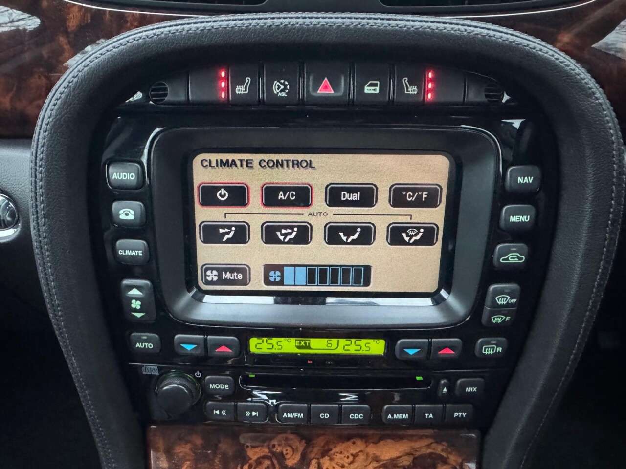 2005 JAGUAR XJ 2005 JAGUAR XJ